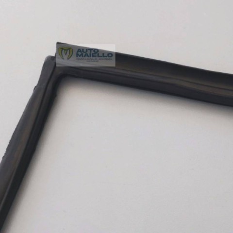  7ap015-guarnizione-parabrezza-cristallo-aixam-city-gto-crossover-coupe-minauto 2