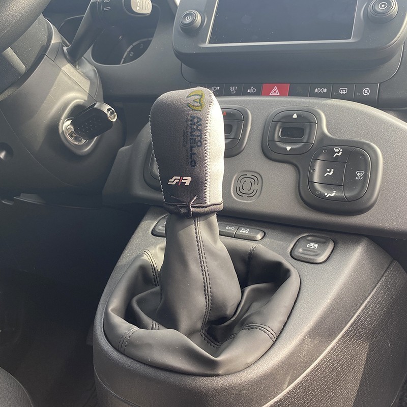 COPRIPOMELLO UNIVERSAL RED