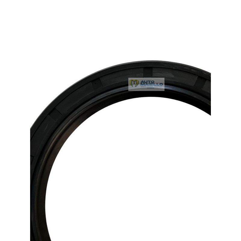 K095600007 paraolio lato volano motore Kubota z402 Aixam