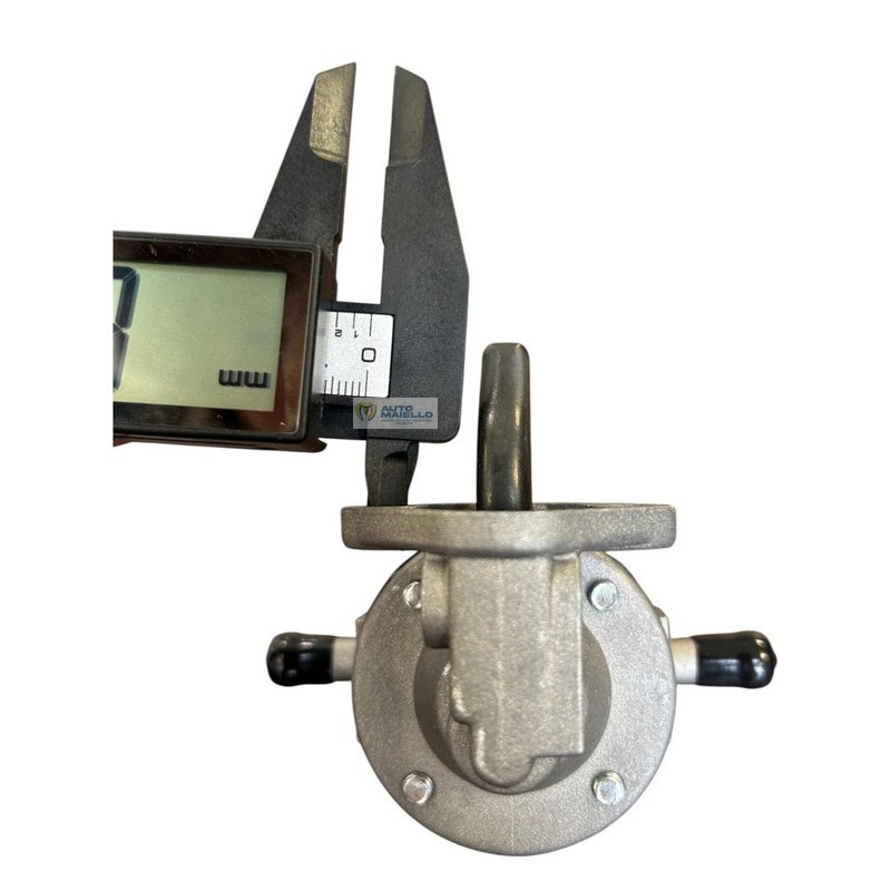 1582152030 Pompa pompetta gasolio carburante aixam kubota z402 z482