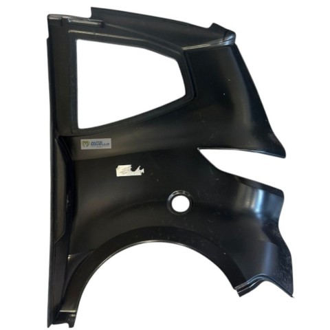 764CK028 Fiancata post dx aixam city ambition 2023