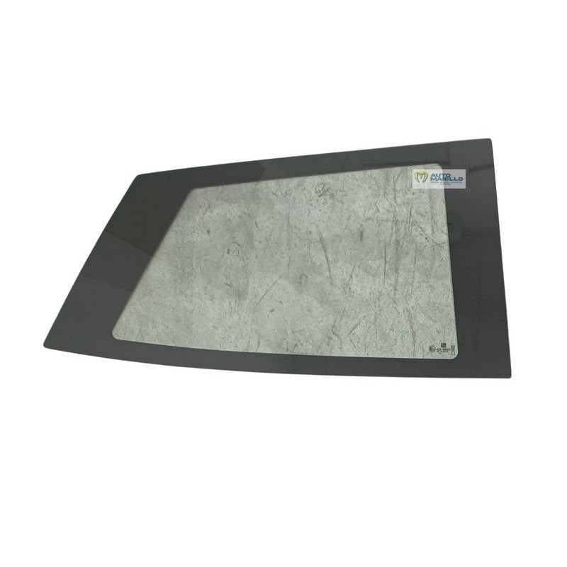 05.46.009 Vetro dx fiancata laterale post Chatenet Ch46