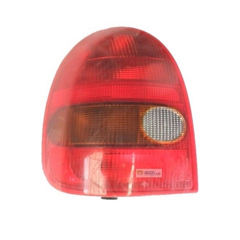 05.16.001 FANALE FARO POSTERIORE SINISTRO CHATENET MEDIA BAROODER CH22